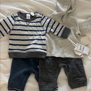 NWT Nordstrom Striped and Solid Baby Outfit Set